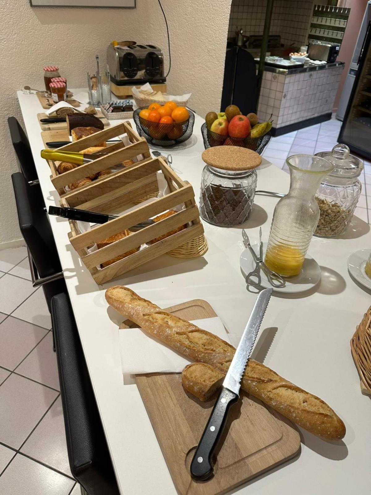 Logis Hotel L'Escargotiere Dijon Sud - Chenôve Eksteriør bilde